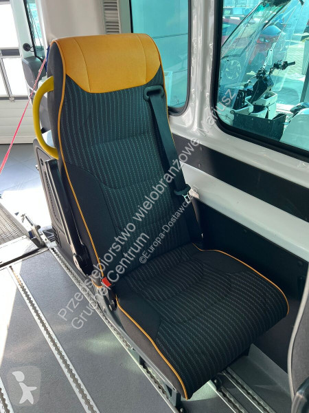 Лекотоварен автомобил Ford Transit 2.2 / 1...