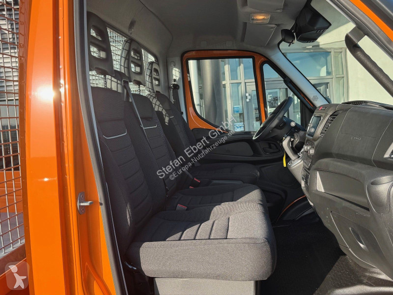 عربة نفعية Iveco 60C16 HA8 3.0L A8...