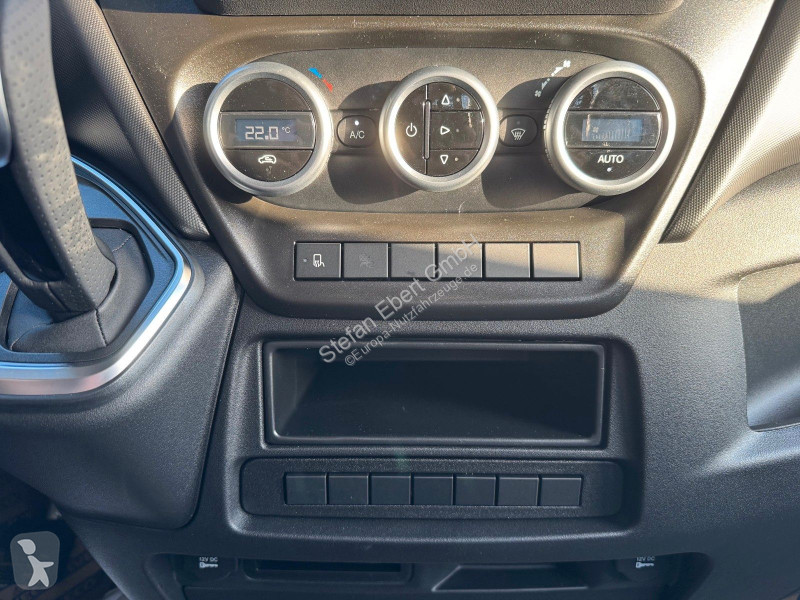 شاحنة Iveco 35C21 HA8 3.0L DoKa...