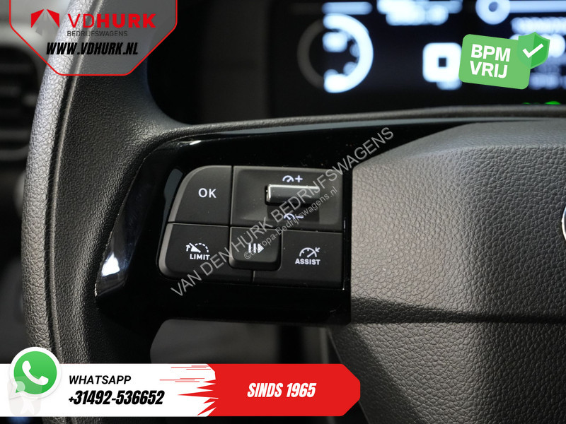 Furgoneta Toyota 1.5 LED/ Virtual Cockpit/ DAB/...