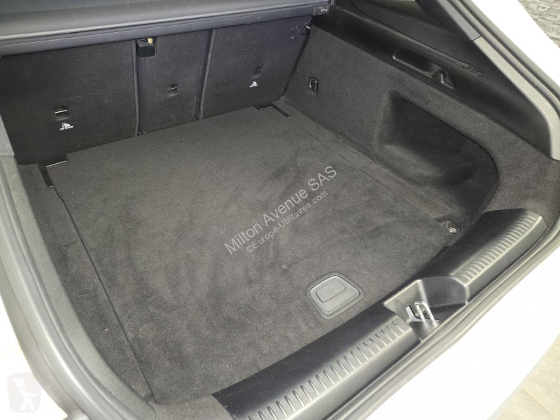 Véhicule utilitaire Mercedes CLA Shooting Brake...