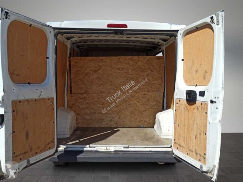 عربة نفعية Citroën III 35 E5 2014 - 35 L1H1 2.2...