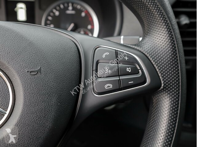 Véhicule utilitaire Mercedes Vito 114...