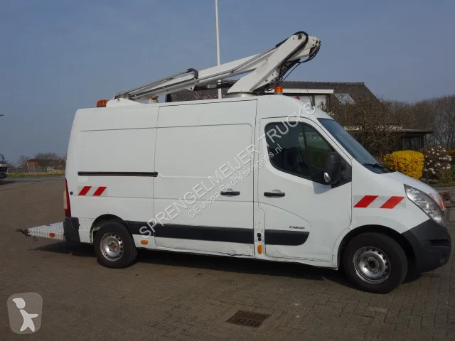 Samochód dostawczy Renault france elevateur...