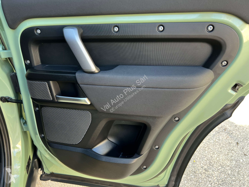 Samochód dostawczy Land Rover
