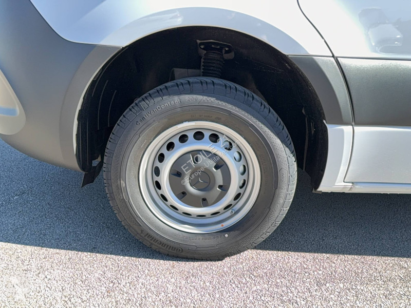 عربة نفعية Mercedes SPRINTER FGN 317 CDI 43...