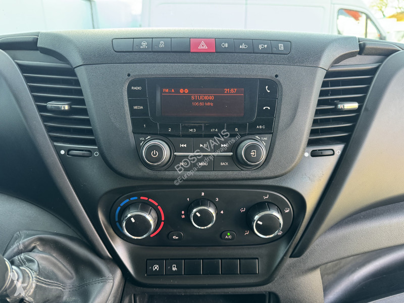 Furgoneta Iveco 35C14 2.3 Kipper Dubbele Cabine...