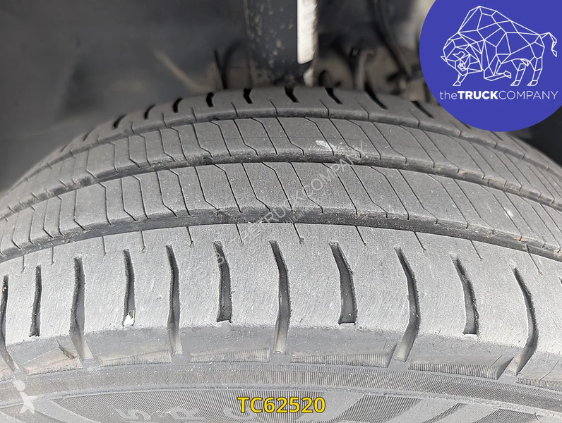 Furgoneta Peugeot 3t3 2l blue hdi 110 pack