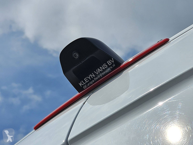 Užitkové vozidlo Mercedes 317 L2H2 Mbux RWD Euro6!