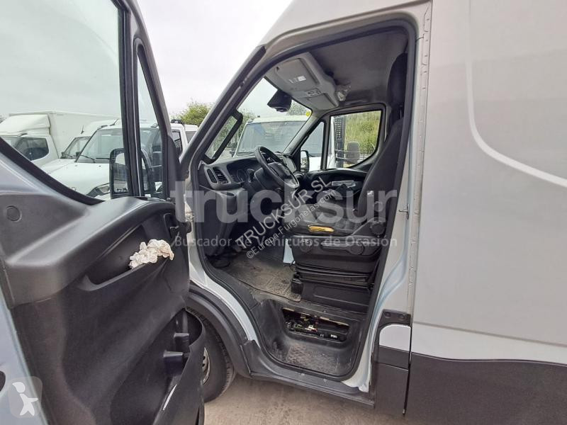 Furgoneta Iveco  DAILY 35S14 12M3