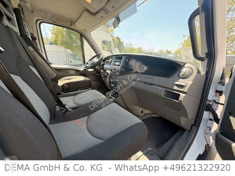 عربة نفعية Iveco...