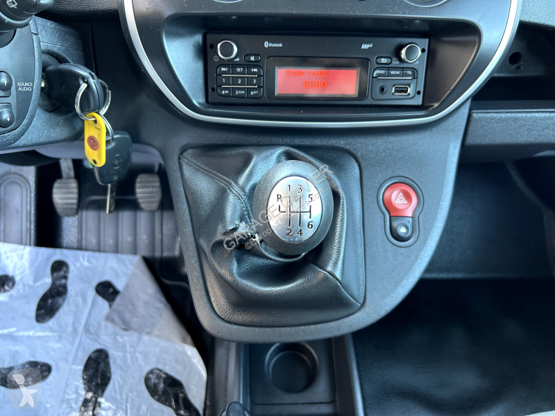 Véhicule utilitaire Renault Maxi Grand Volume...