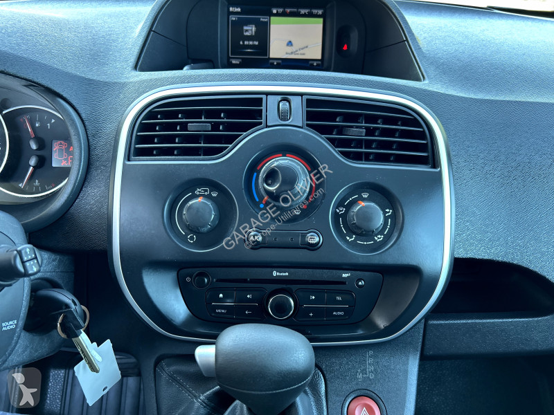 Véhicule utilitaire Renault 1.2 TCE 115 Extra...