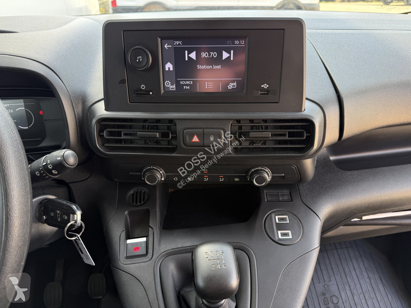 Furgoneta Toyota 1.5 D 100PK Nieuw Model! L1...