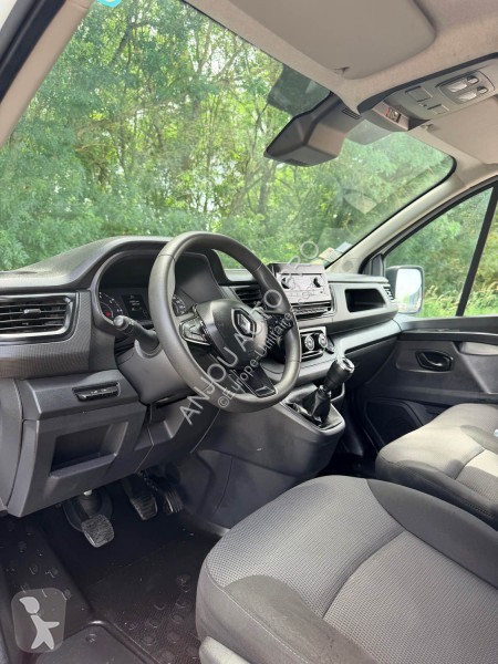 Furgoneta Renault L1H1 2T8 2.0 dCi 110ch Confort