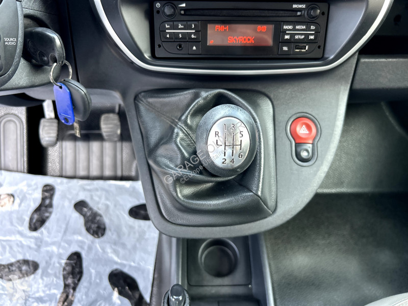 Véhicule utilitaire Renault Maxi Grand Volume...