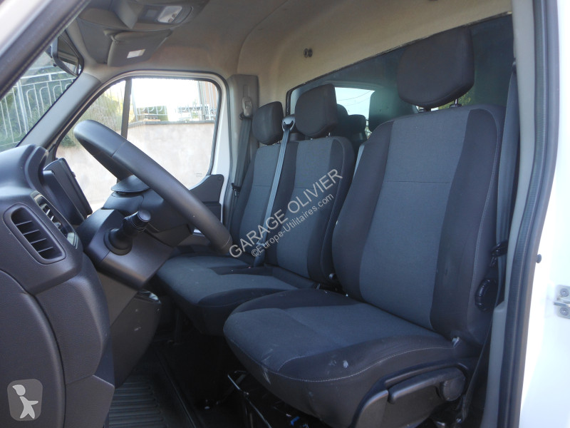 Véhicule utilitaire Renault Châssis Cabine...