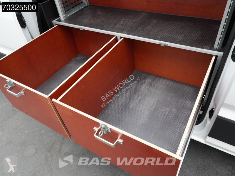 Véhicule utilitaire Volkswagen 177pk Automaat...