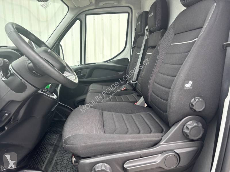 عربة نفعية Iveco