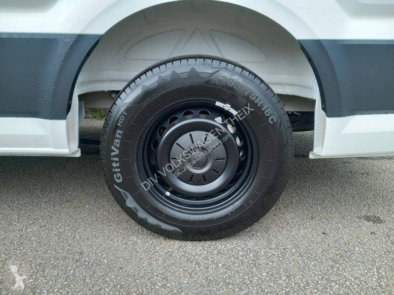 Коммерческий автомобиль Volkswagen CRAFTER VAN...