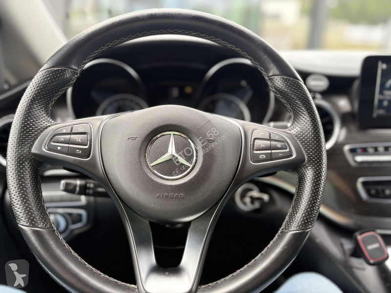 Véhicule utilitaire Mercedes Classe V...