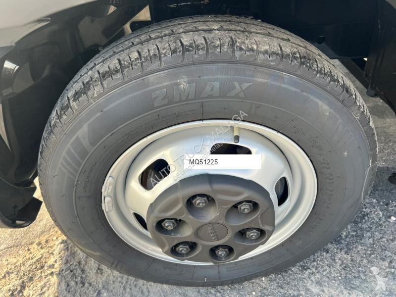 Furgoneta Iveco 35-160 PAQUETERO