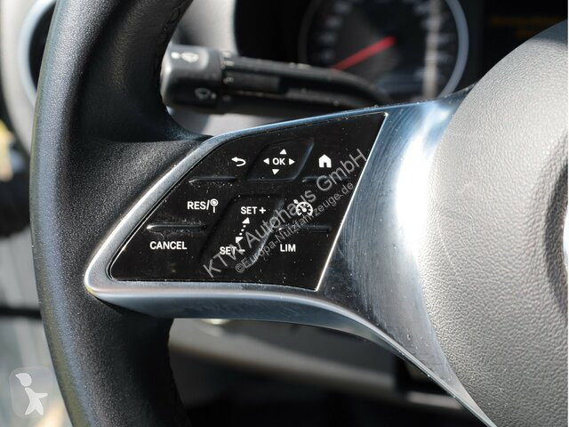 Коммерческий автомобиль Mercedes Sprinter 317...