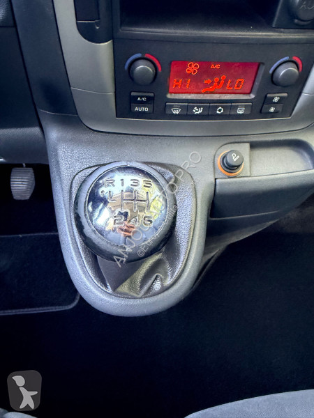 عربة نفعية Peugeot TEPEE 2.0 HDI 163CH ALLURE...