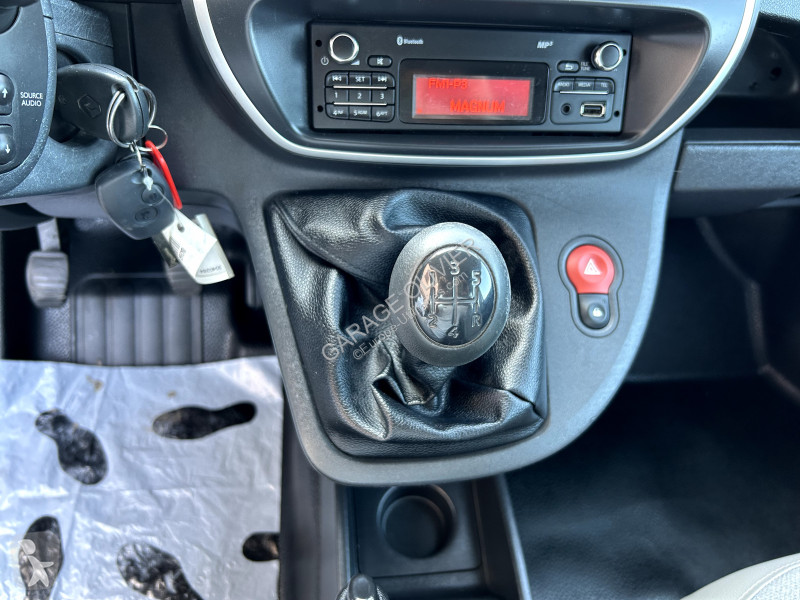 Véhicule utilitaire Renault Maxi Grand Volume...
