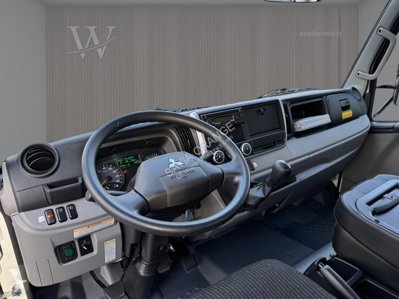 Samochód dostawczy Mitsubishi Fuso 3C13 Nacelle...