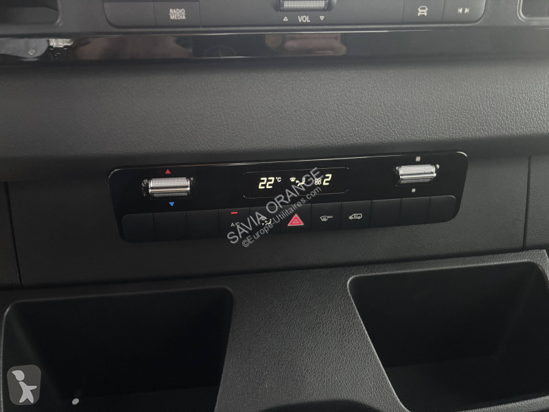 Samochód dostawczy Mercedes 515 CDI PRO Standard