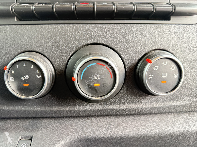 Furgoneta Renault Plancher T35 2.3 DCi 145pk...