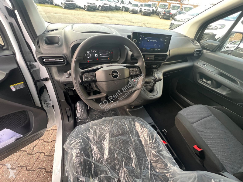 Véhicule utilitaire Opel Cargo...