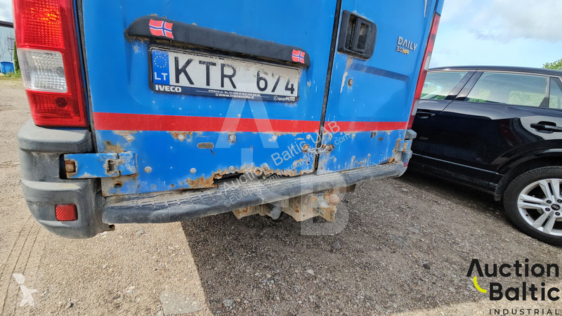 Véhicule utilitaire Iveco  35C15V