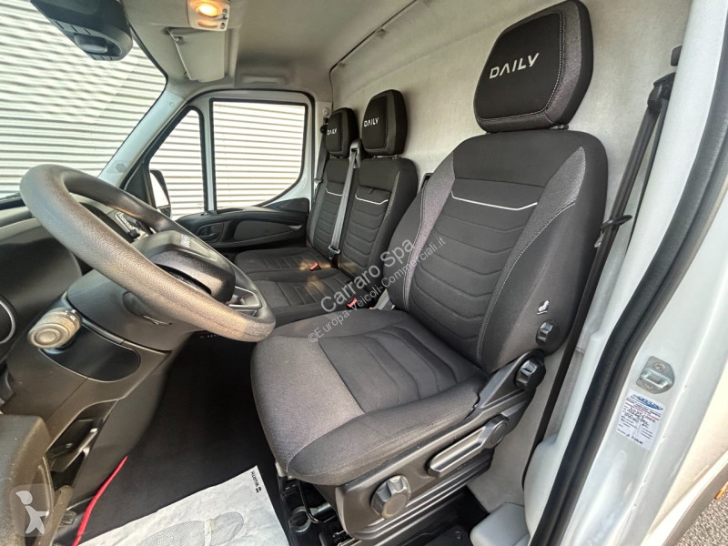 Furgoneta Iveco V