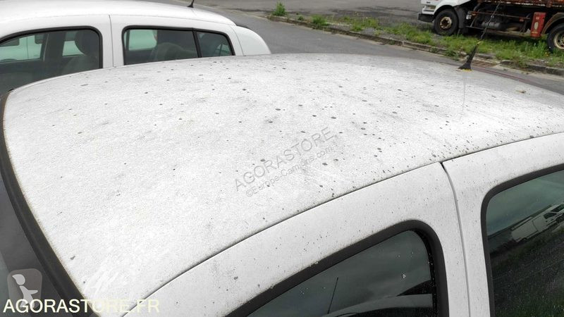 Коммерческий автомобиль Renault CLIO