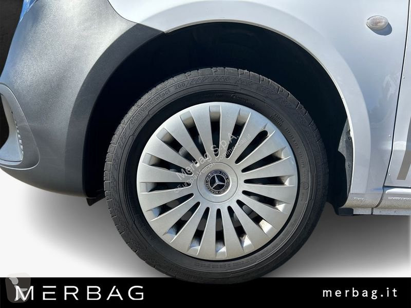 عربة نفعية Mercedes Vito furgone 119 cdi long...