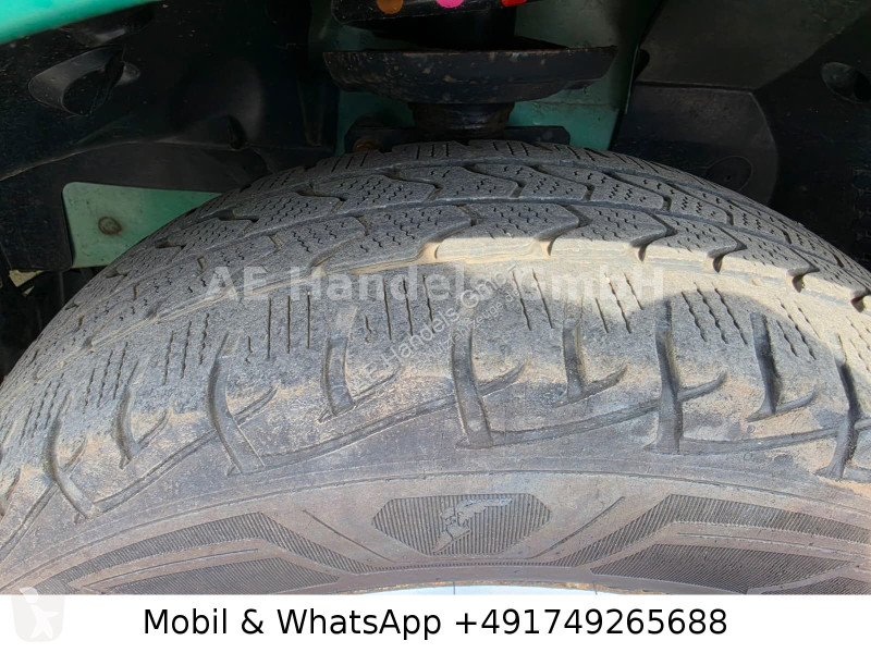 عربة نفعية Renault Combi 9 Sitzer...