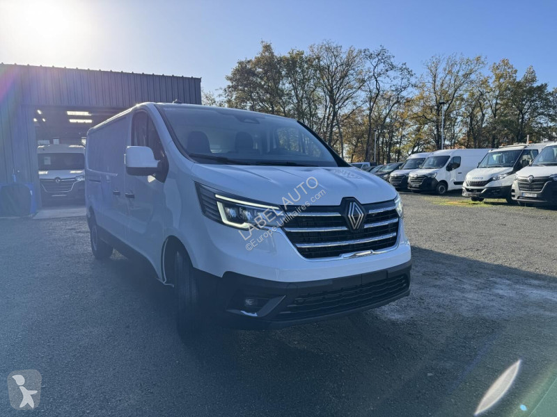 Véhicule utilitaire Renault 2.0