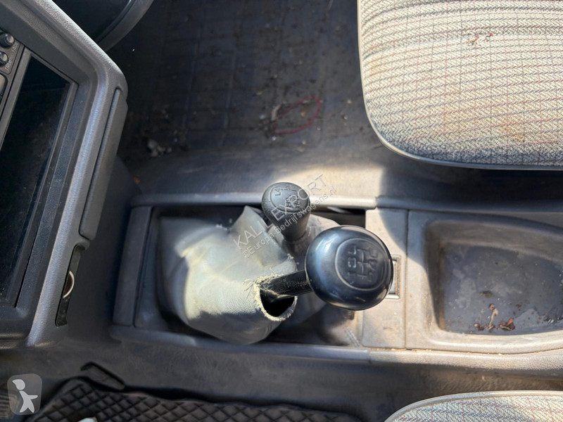 عربة نفعية Toyota Pick-Up Truck - 4x4 - Manual...