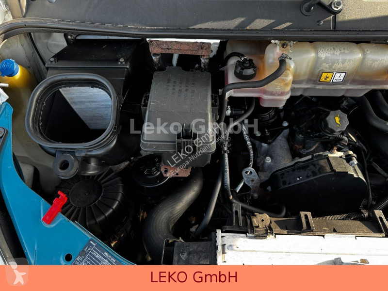 Samochód dostawczy Iveco 35C13 Mit Relec Froid...