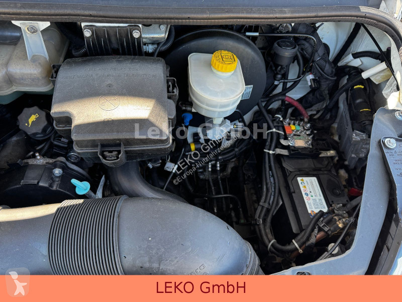 عربة نفعية Iveco 35C13 Mit Carrier Xr 350