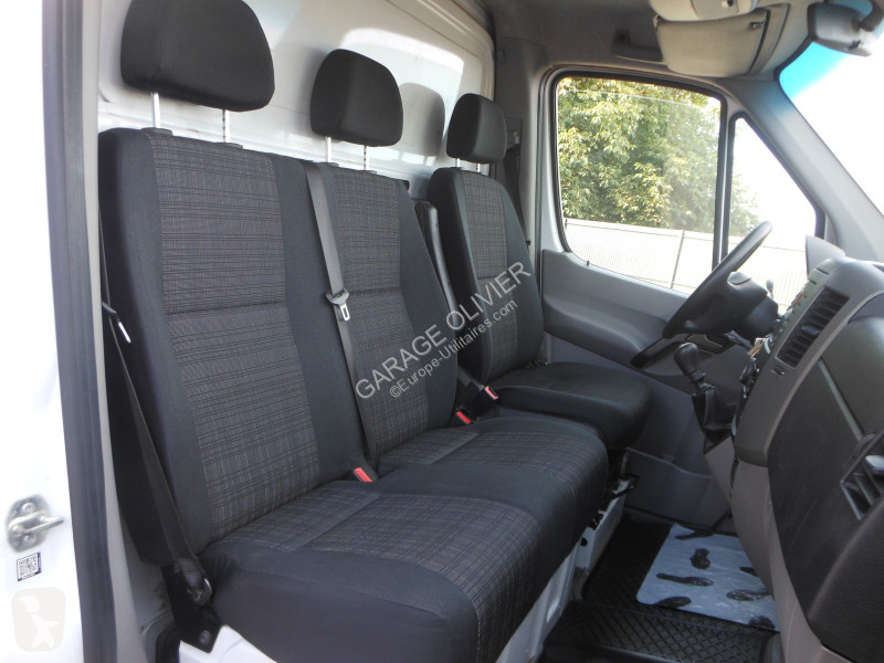Véhicule utilitaire Mercedes Benne 514 CDI 37...