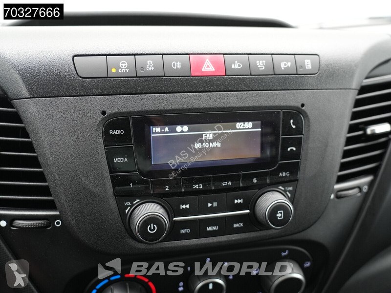 Bedrijfswagen Iveco 35C16 3.0L Laadklep...