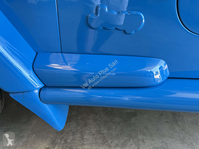 Samochód dostawczy Jeep