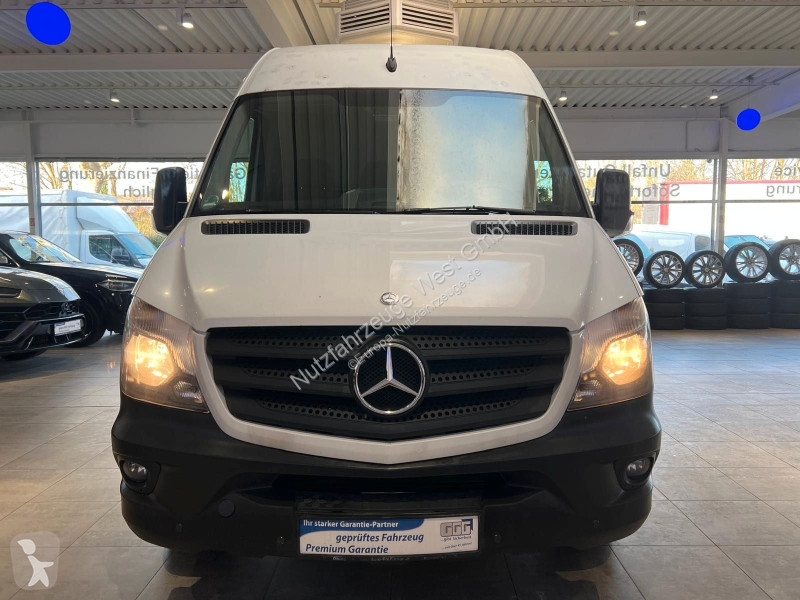 عربة نفعية Mercedes 313/316...
