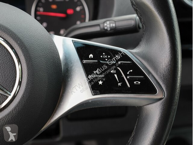 Véhicule utilitaire Mercedes Sprinter 317...