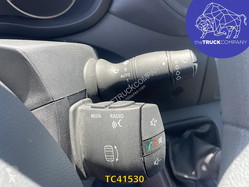 عربة نفعية Renault