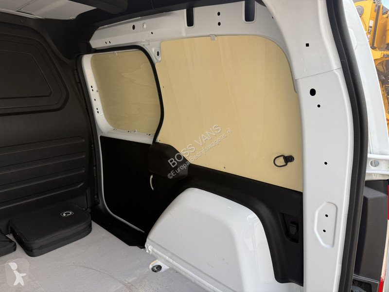 Furgoneta Mercedes 112 51 kWh L1 284 WLTP 98...