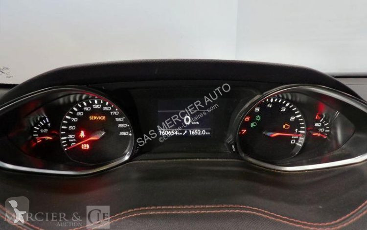 عربة نفعية Peugeot